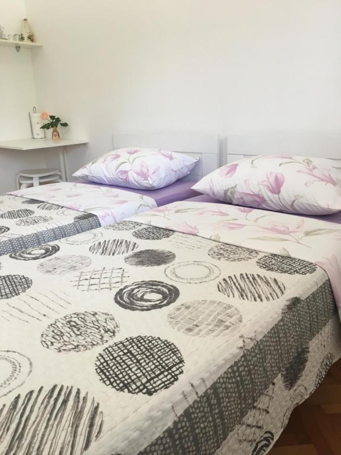 Room Bioci Sibenik Bagian luar foto
